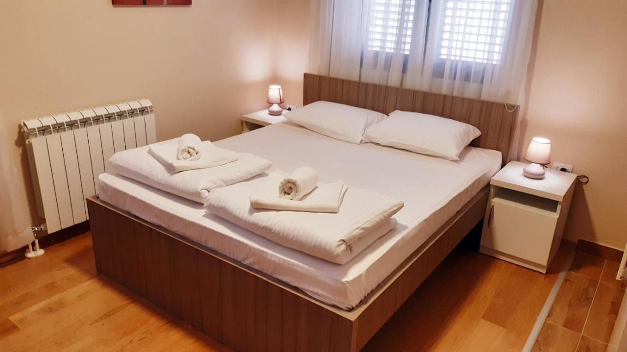 Pilon Apartments Zabljak  Bagian luar foto
