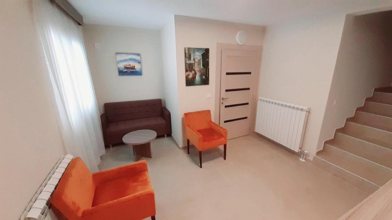 Pilon Apartments Zabljak  Bagian luar foto